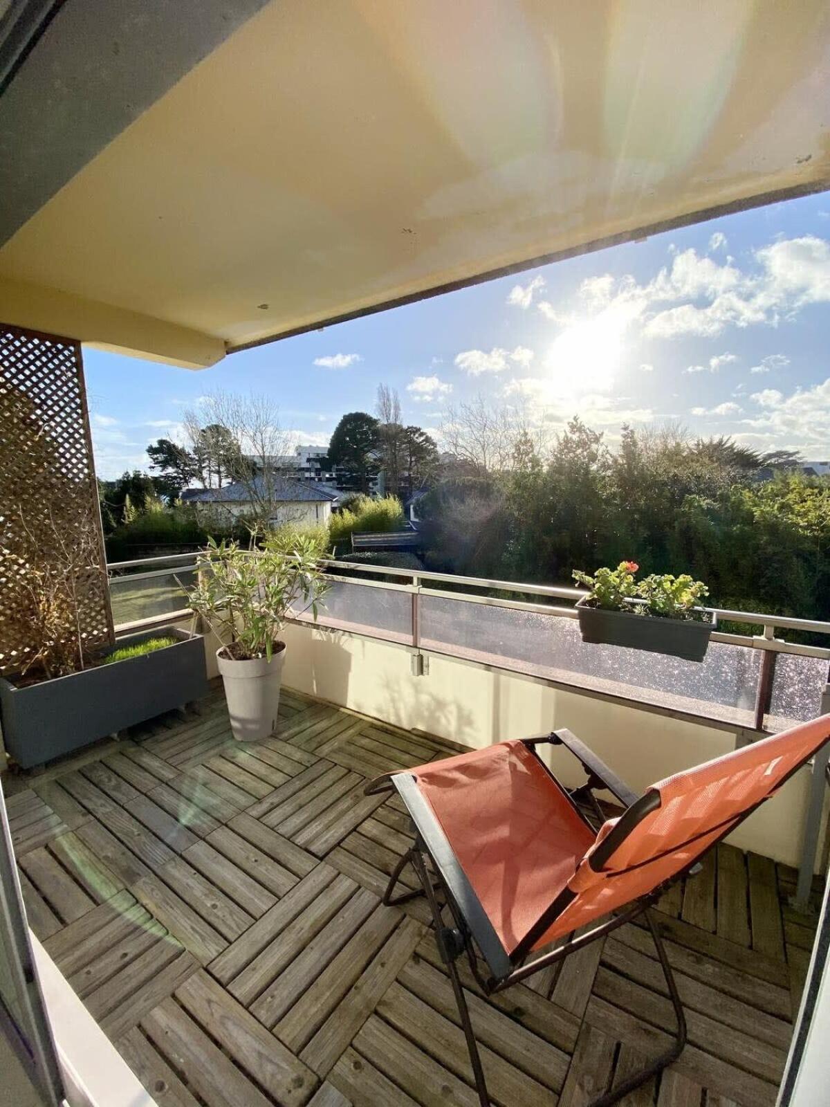 Charmant T3 Cosy A 2 Pas Du Bourg Et Des Plages Larmor-Plage Exterior photo